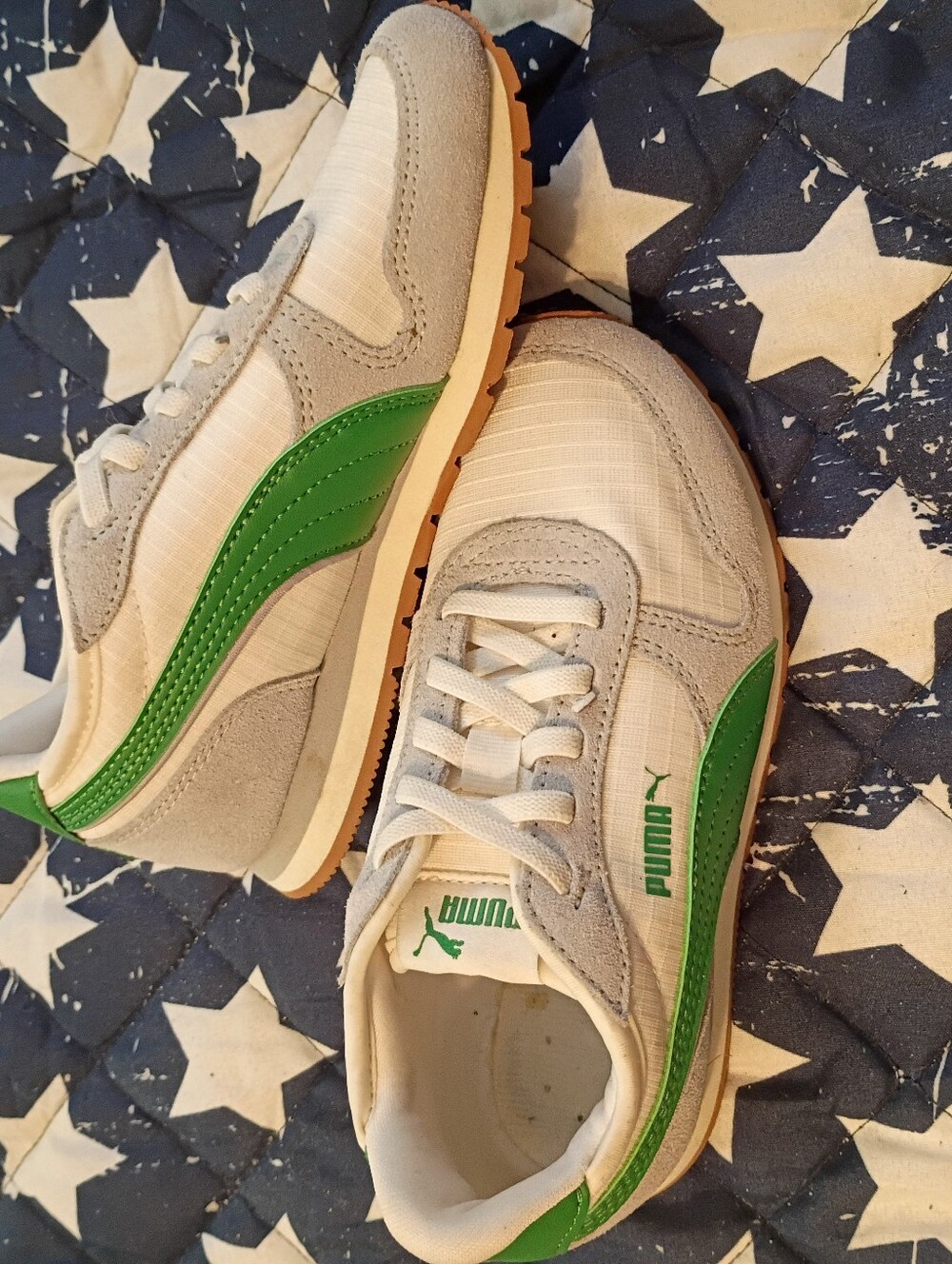 Puma Kids SR Seige Retro Sneakers in White, Gray and Green